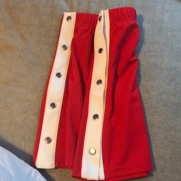 Red side button up skirt - Picture 2 of 3